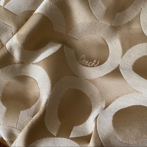 Coach Handbag - Picture 4 of 6